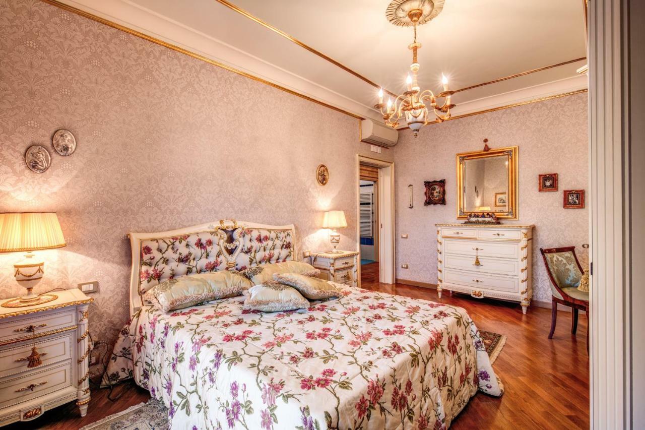 Апартаменты Domus Vittoria - The Luxury Quintessence Сорренто Экстерьер фото